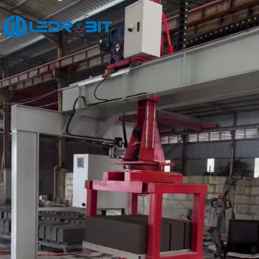 Máy xếp đá nhân tạo